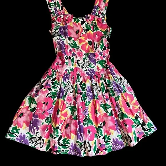 Fun Floral 90’s Dress with flair skirt - - Picture 13 of 13